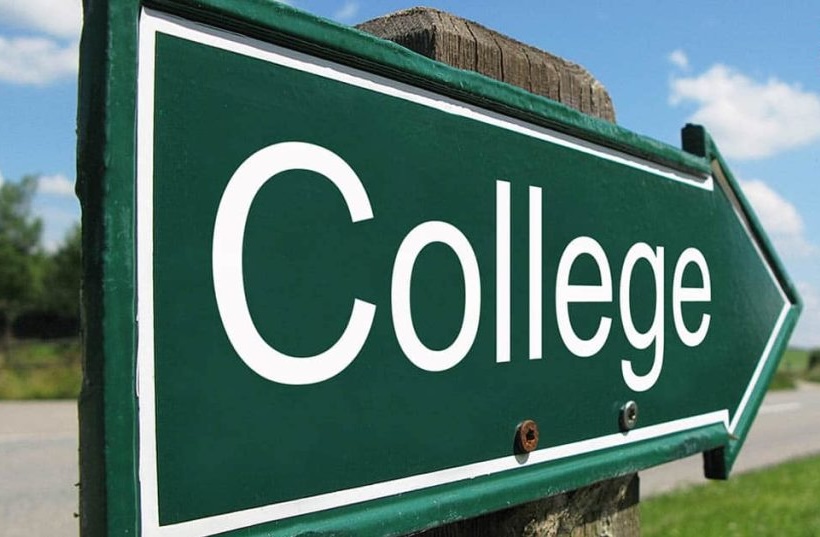 College arrow